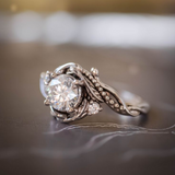Bague vintage en argent avec zircone en forme de branche