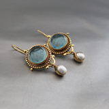Boucles d'oreilles vintage en verre vert et perles
