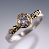 Bague vintage en verre incrusté doré et argenté