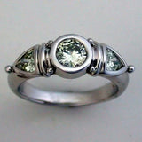 Bague vintage en verre vert et argent