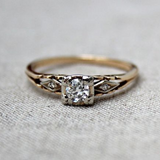 Bague vintage avec zircone en or