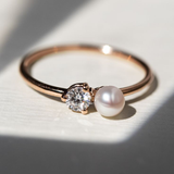 Bague vintage en or et perle zircone