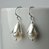 Boucles d'oreilles vintage en argent avec perles lotus