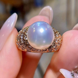 Bague vintage en or avec perle blanche