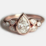 Bague vintage avec zircone rose en forme de goutte