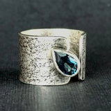 Bague vintage en argent et cristal