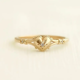 Bague vintage en or en forme de cœur