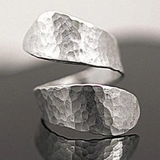 Bague spirale irrégulière en argent