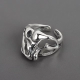 Bague irrégulière en argent plaqué