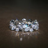 Bague éternité vintage avec diamants marquise et ronds