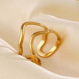 Bague ouverte vintage sculptée en or de forme ondulée