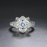 Bague vintage intemporelle à bande florale en argent