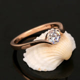 Bague vintage en or rose avec diamant rond solitaire