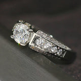 Bague vintage en argent et cristal avec pierre ronde