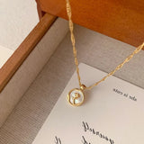Collier pendentif rose à cadre rond en or vintage