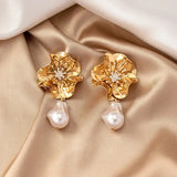 Boucles d'oreilles en or avec perles et cristaux