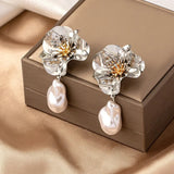 Boucles d'oreilles vintage en argent avec perles et fleurs