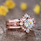 Bague en or rose sertie de diamants étincelants