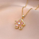 Collier fleur en cristal rose doré