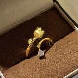 Bague ajustable classique en or avec diamant en forme de lys