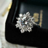 Bague vintage en argent étincelante