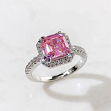 Bague en argent et pierre précieuse rose