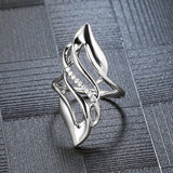 Bague vintage en argent au design fluide