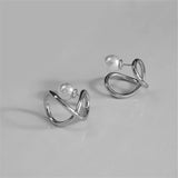 Boucles d'oreilles classiques en argent avec perles torsadées