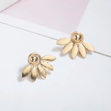 Boucles d'oreilles en forme de pétales dorés