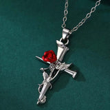 Collier croix religieuse en argent et épines de rose