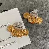Boucles d'oreilles pendantes en cristal transparent et pièces d'or