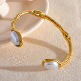 Bracelet vintage à perles blanches