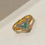 Bague ajustable classique triangulaire magnifique vert menthe