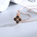 Collier pendentif vintage bleu ambre trèfle