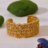 Bracelet ouvert vintage abstrait en or épais