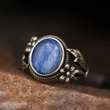 Bague vintage en argent bleu royal à motif floral