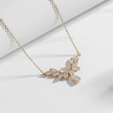 Collier vintage floral étincelant en or