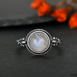 Bague vintage en argent avec pierre de lune ronde