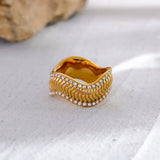 Bague tendance torsadée en or brillant