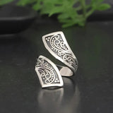 Bague ajustable en argent antique avec motif tourbillon