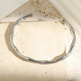 Bracelet manchette minimaliste en argent et bambou