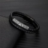 Bracelet tribal en cuir tressé avec breloques en argent