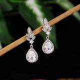 Boucles d'oreilles vintage en argent avec feuilles scintillantes