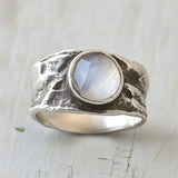 Bague vintage en argent avec pierre blanche naturelle