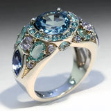 Bague vintage exquise en zircone bleue